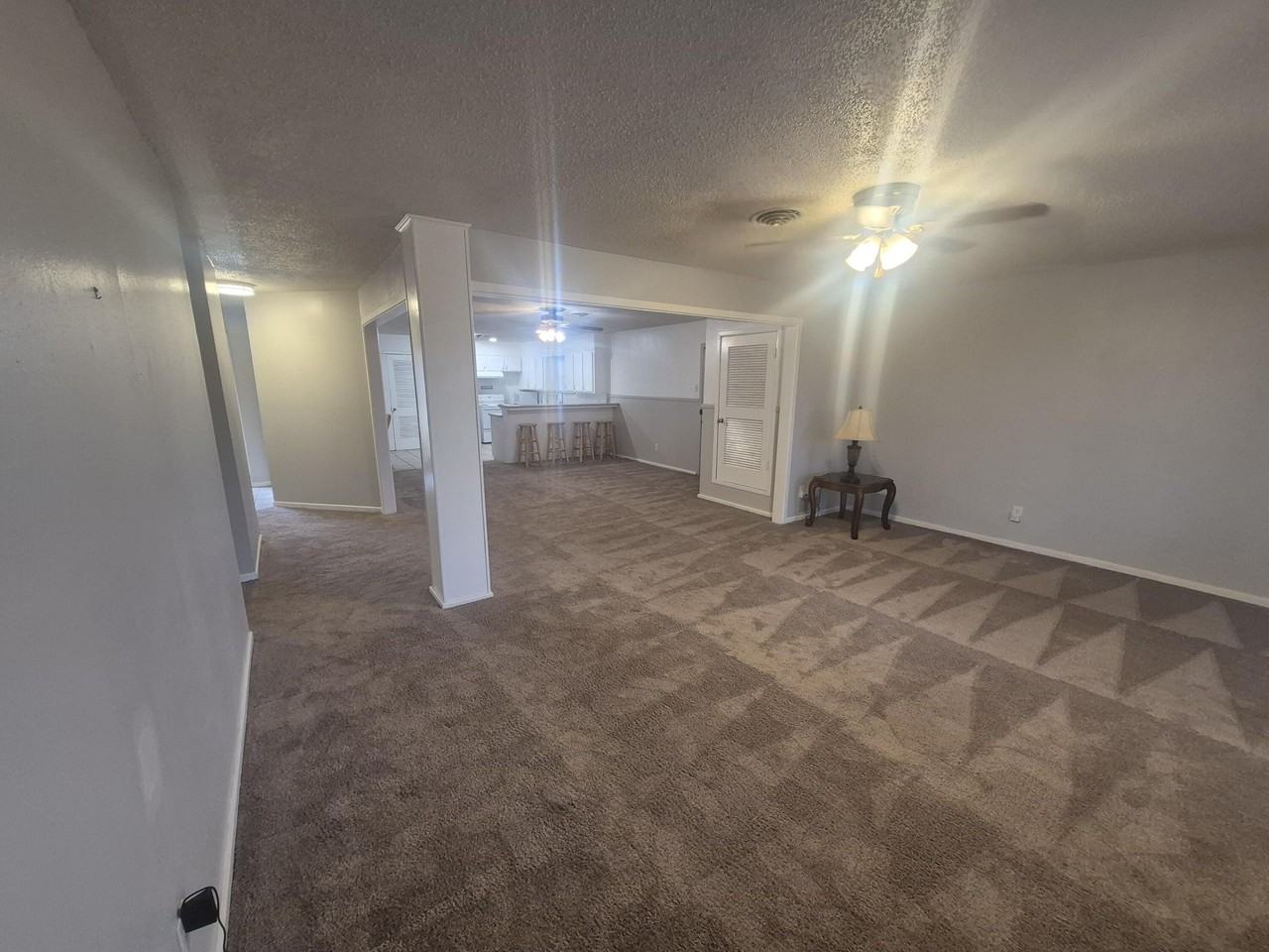 5216 15th St - Photo 5 of 23