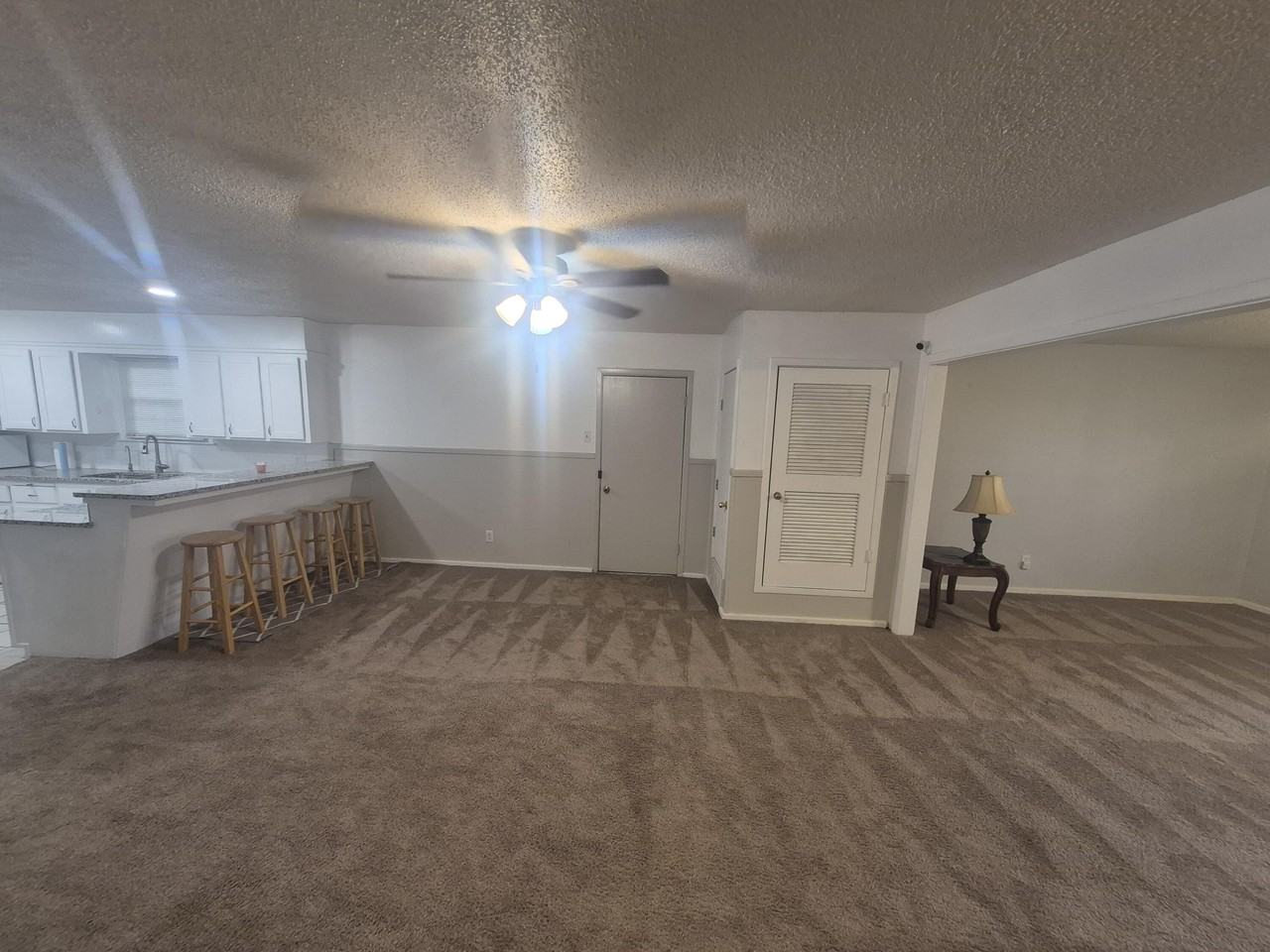 5216 15th St - Photo 7 of 23