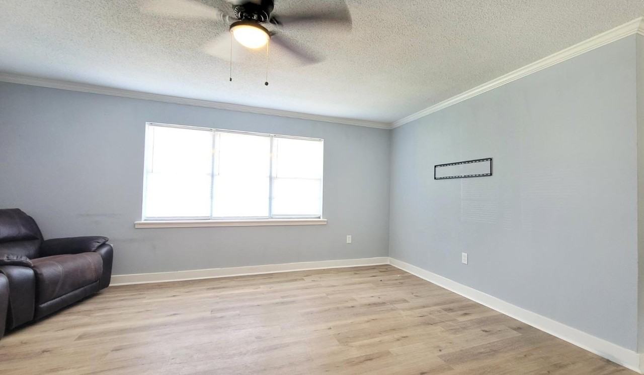 4814 13th St - Photo 3 of 14