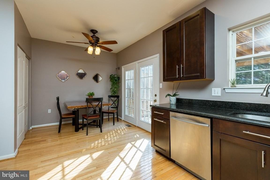 2685 Cameron Way - Photo 3 of 29