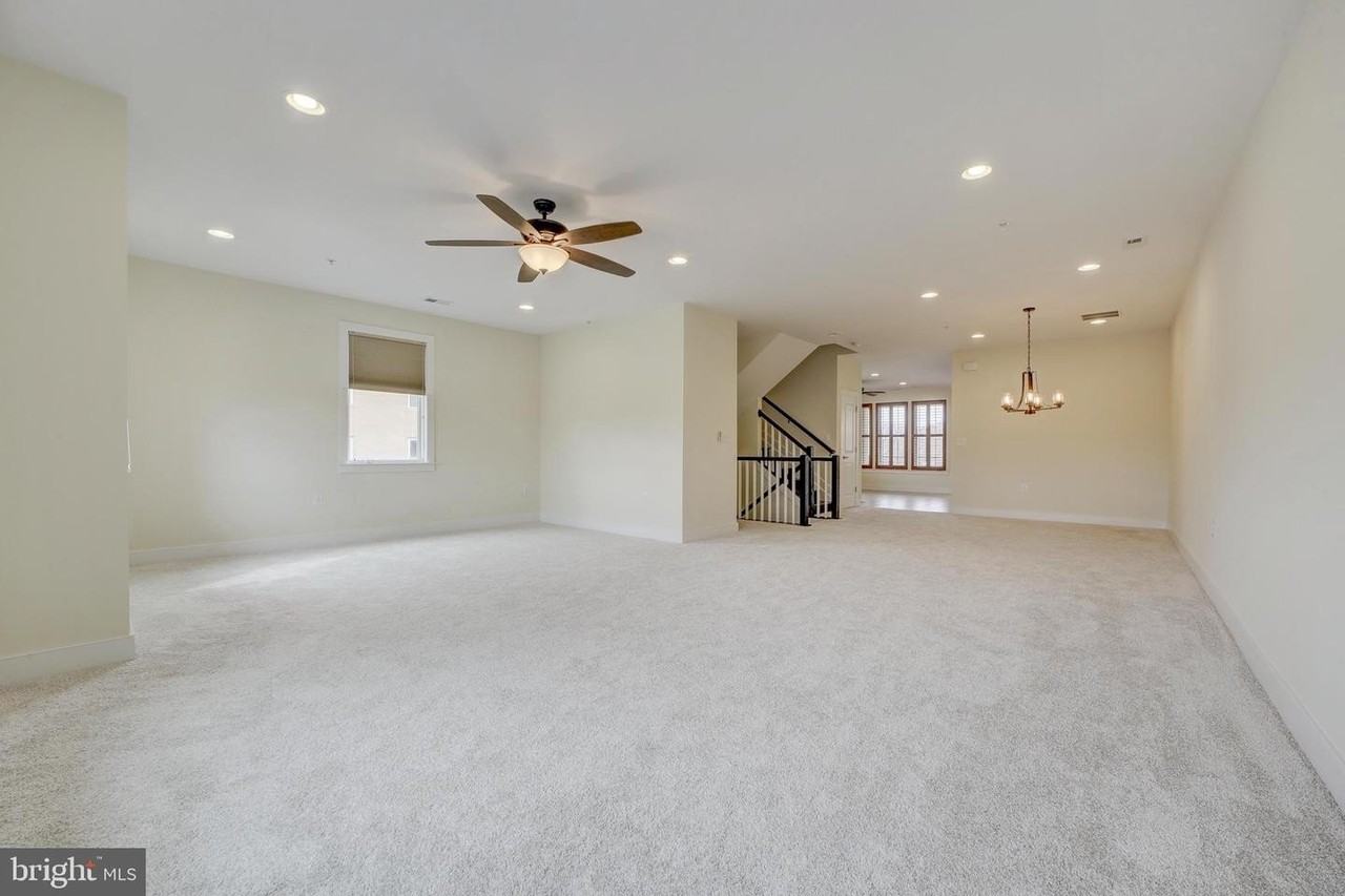 620 Mckenzie Ave - Photo 2 of 31