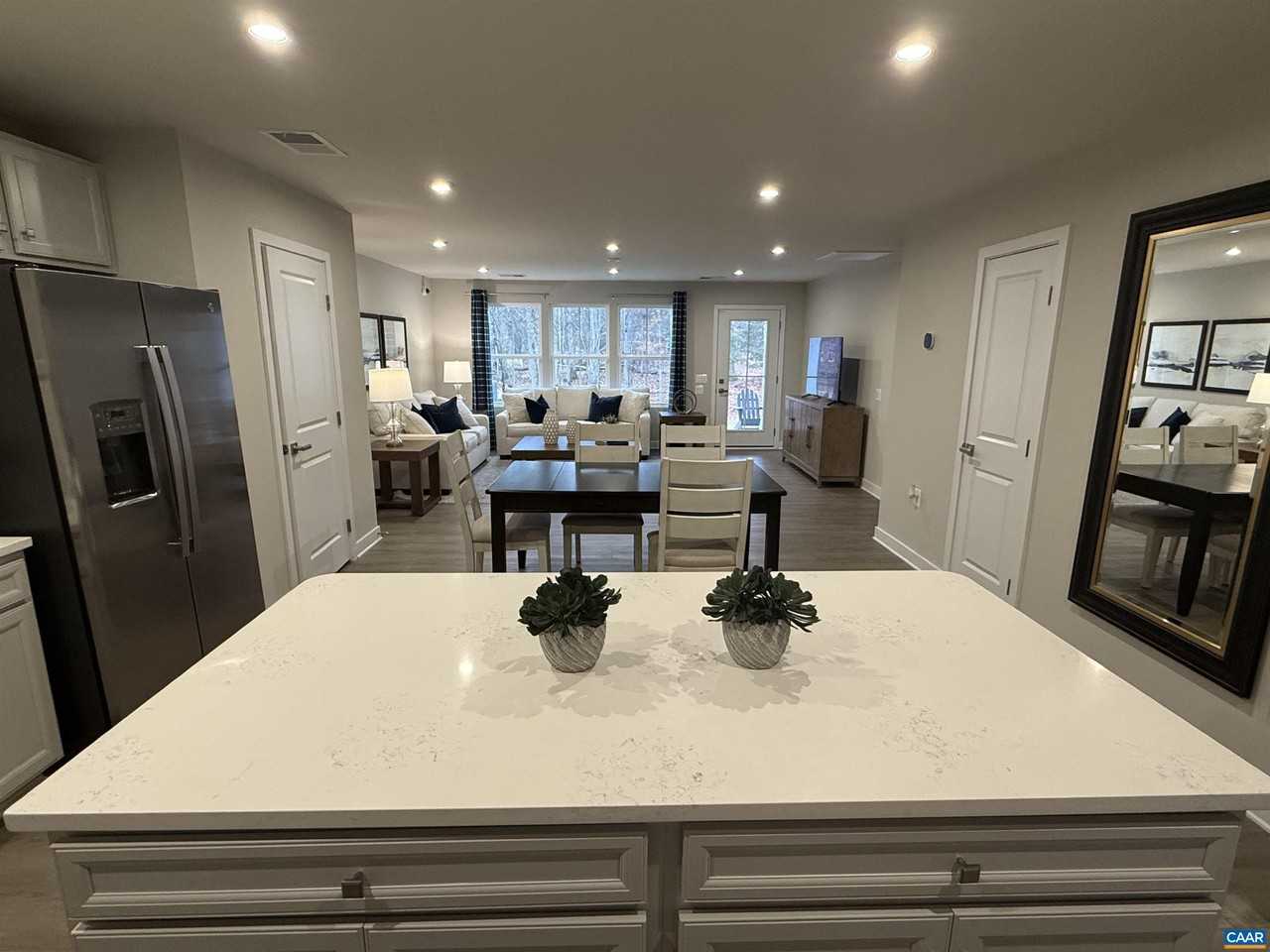 5175 Lazy Branch Ln - Photo 2 of 34