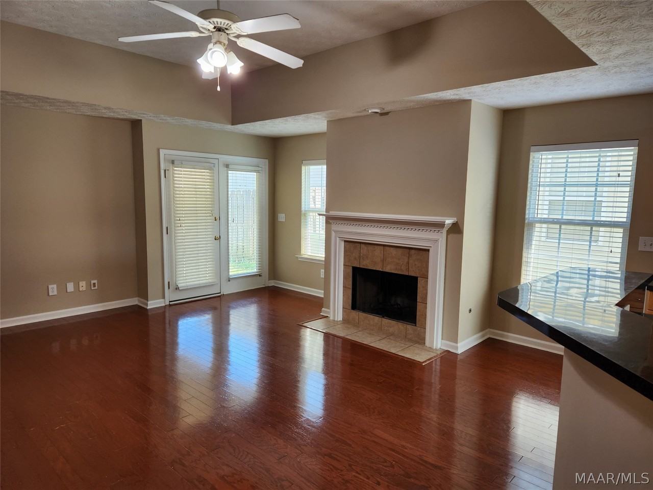 9609 Colleton Pl - Photo 2 of 25