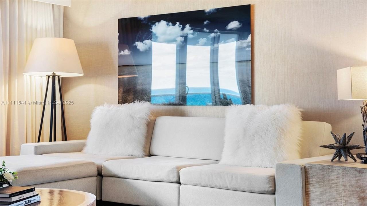 102 24th St #904 - Photo 2 of 45