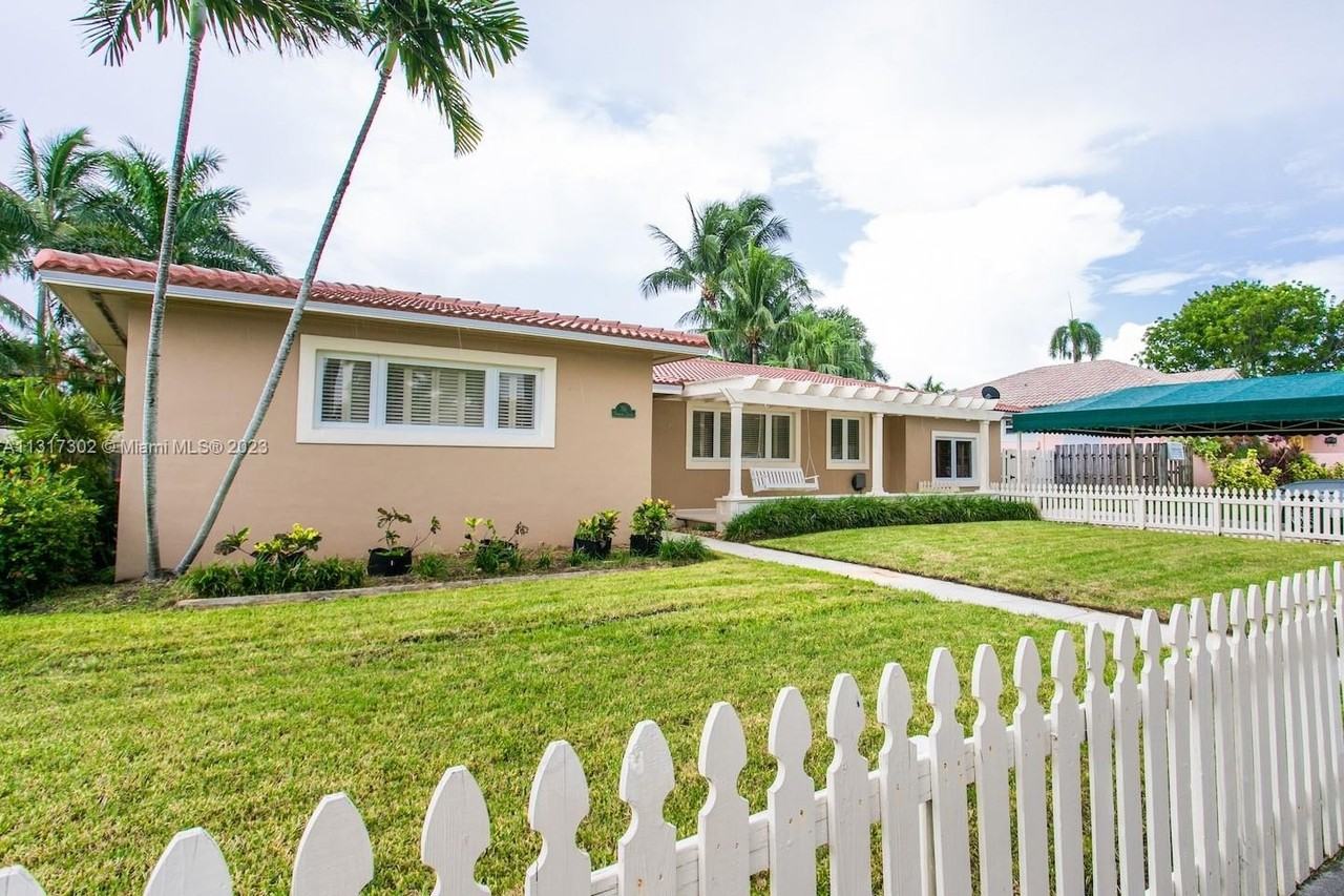 714 Harrison St - Photo 5 of 34