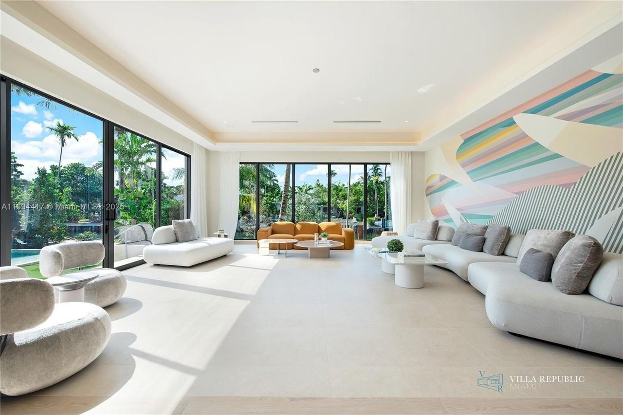 1200 Ne 87th St - Photo 6 of 50