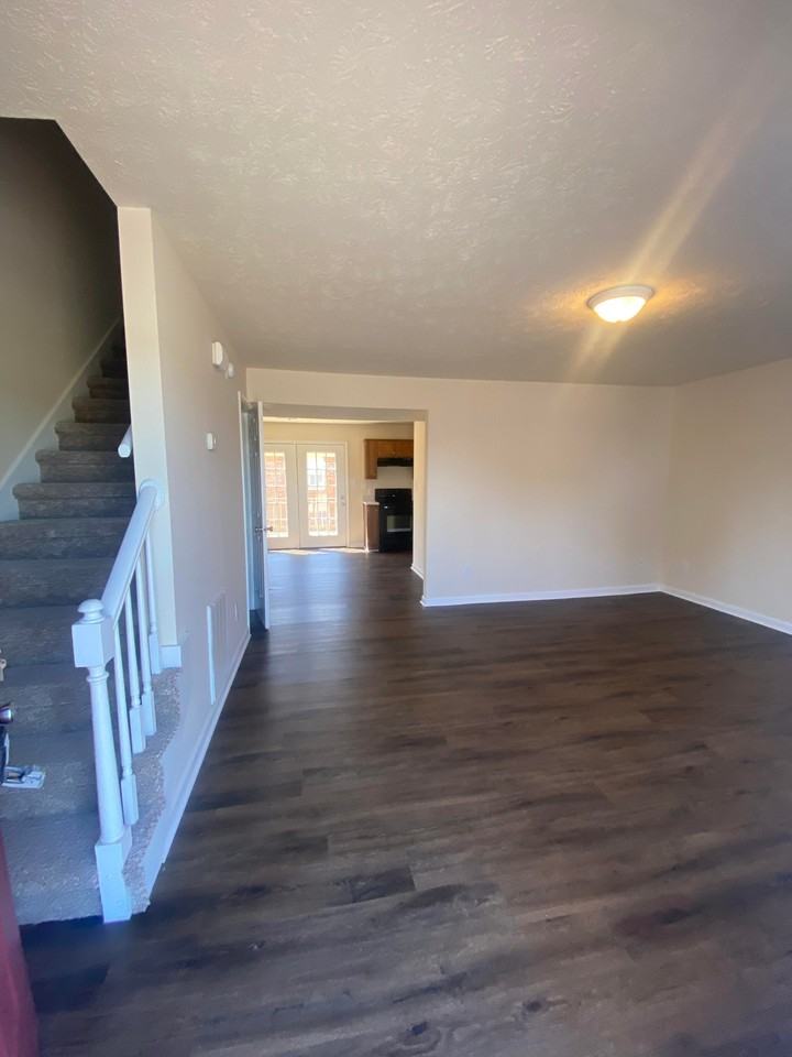 1708 Patrick Way - Photo 2 of 23