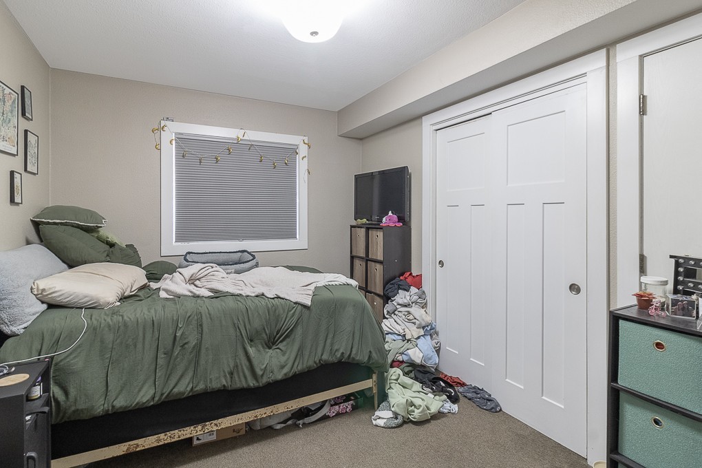 107 Grove Street - Photo 6 of 13