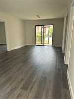 featured image of 855 Ne 209th St