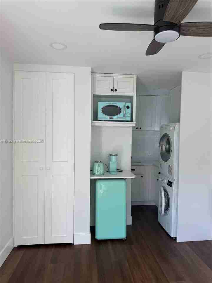 5636 Nw 4th Ave - Photo 2 of 7