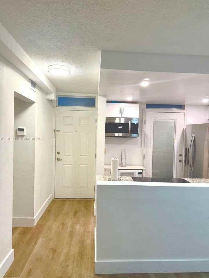 1045 10th St #206 - Photo 3 of 18