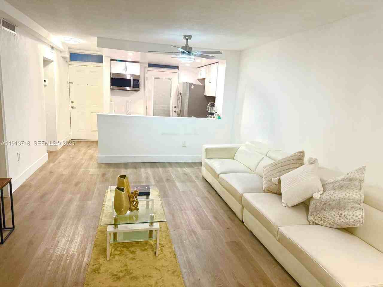 1045 10th St #206 - Photo 6 of 18