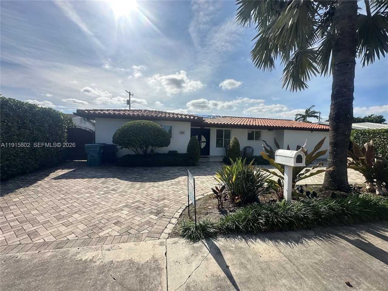 7780 Sw 28th St #7780 - Photo 5 of 50