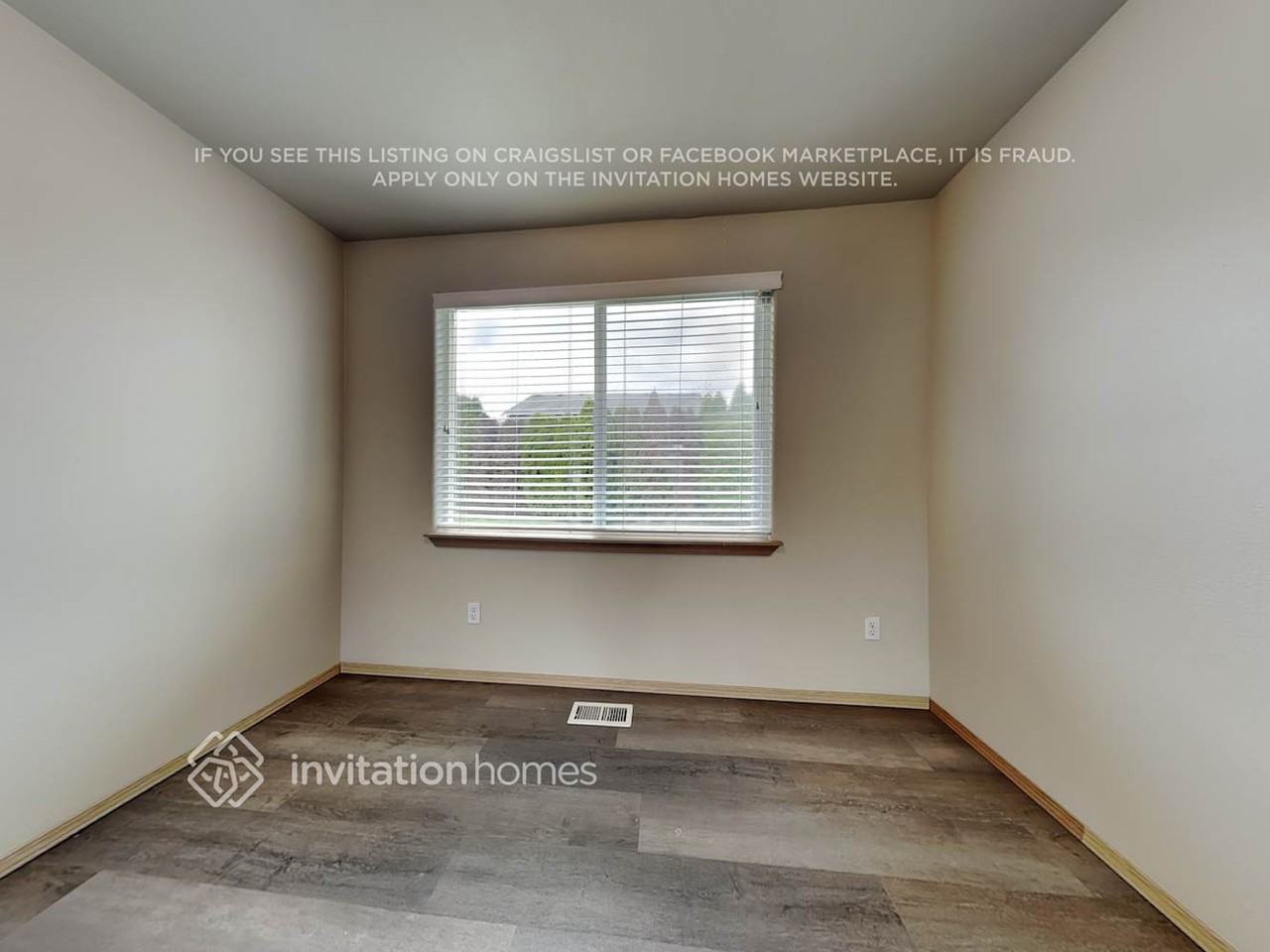 17302 26th Ave E - Photo 7 of 21