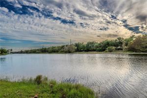 featured image of 2893 Oakbrook Dr