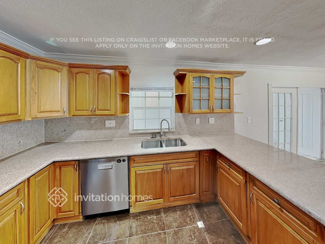 3660 Sw 2nd St - Photo 7 of 19