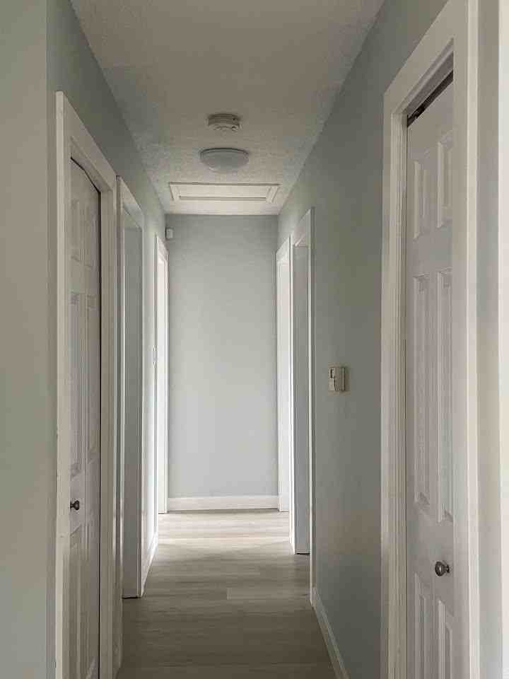 1839 45 St Nw - Photo 5 of 10