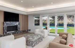 502 Evelyn Pl - Photo 5 of 8