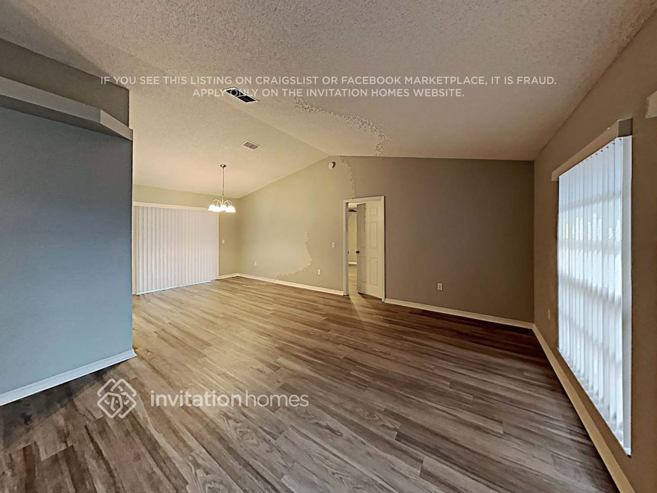 5517 Highlands Vue Ln - Photo 4 of 22