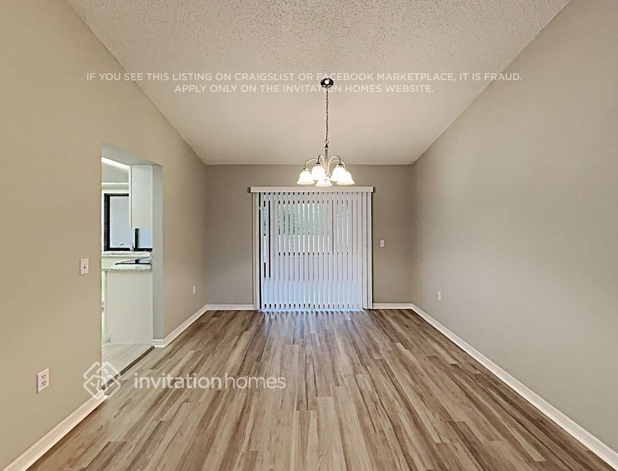 5517 Highlands Vue Ln - Photo 5 of 22