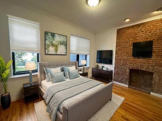 135 E 92nd St - Photo 4 of 8