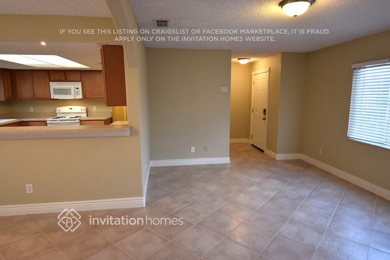 113 Woodfield Ct - Photo 4 of 17