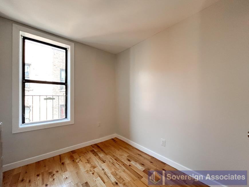 24 Thayer St - Photo 6 of 9