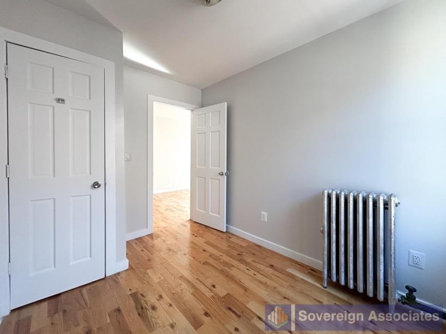 24 Thayer St - Photo 7 of 9