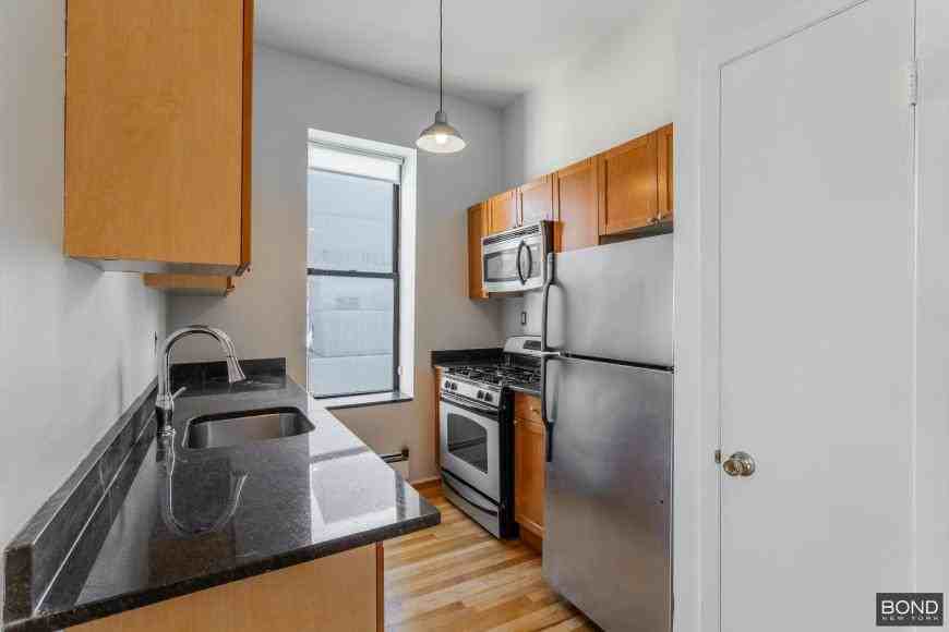 11 Prince St - Photo 4 of 8