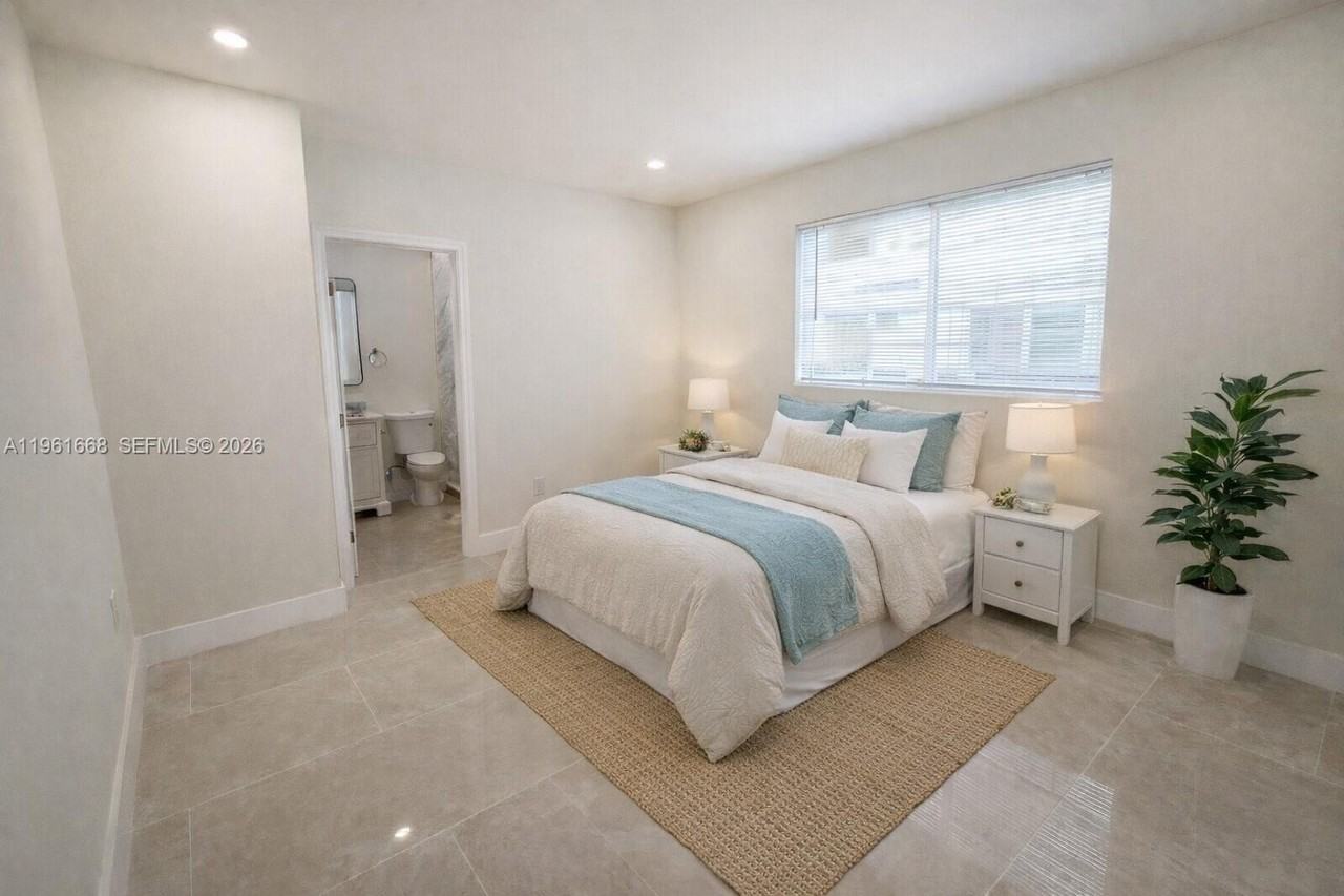 3079 Nw Flagler Ter - Photo 7 of 16