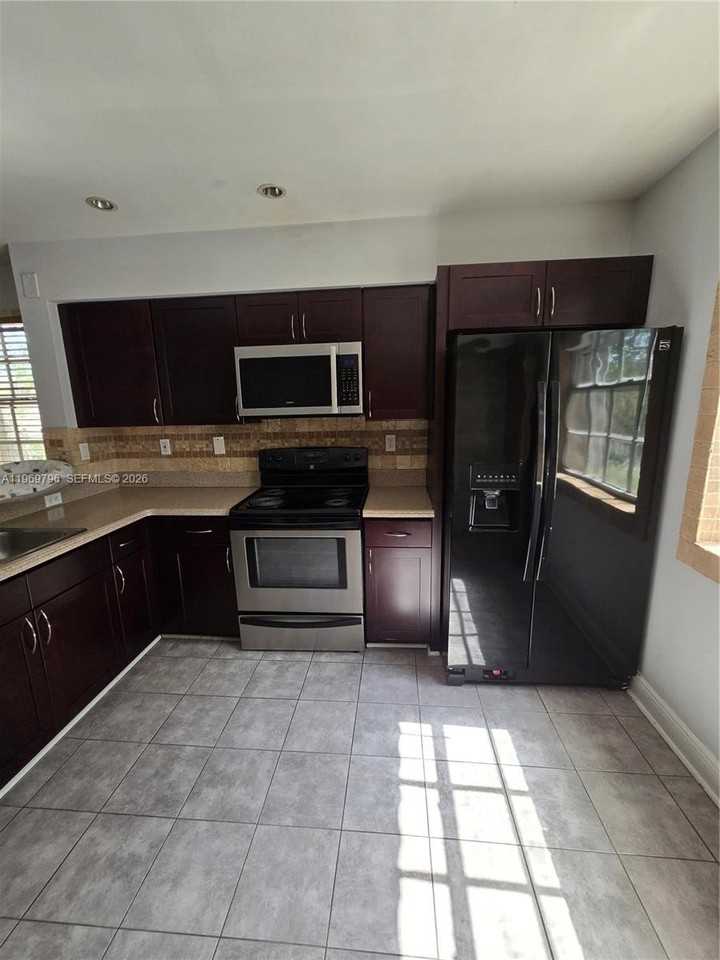 14611 Balgowan Rd #204-1 - Photo 6 of 19