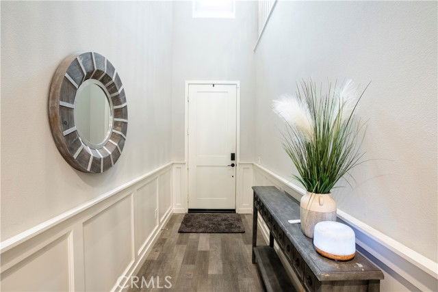 28604 Foothill Way - Photo 4 of 8