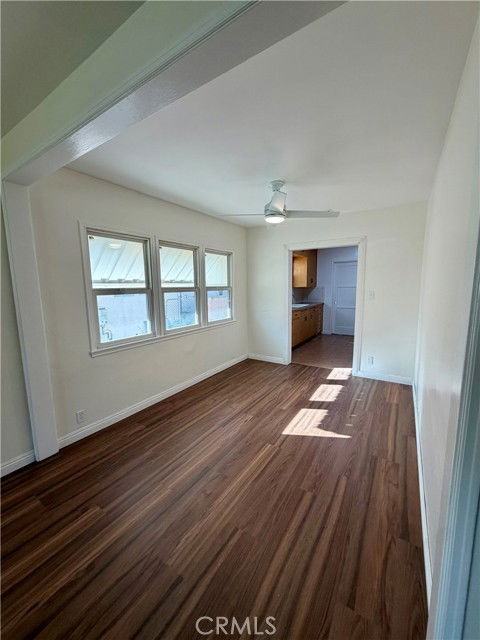 349 Laun St - Photo 4 of 8