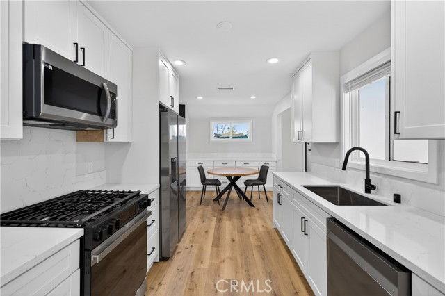 8398 Rudnick Ave - Photo 6 of 8