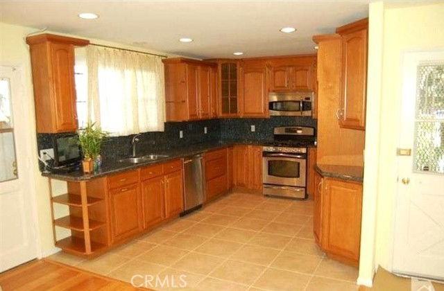 6415 Lederer Ave - Photo 3 of 5