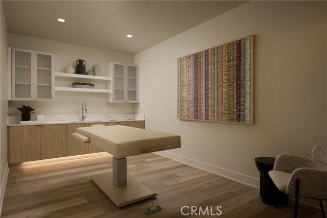 21010 Erwin St #439 - Photo 5 of 8