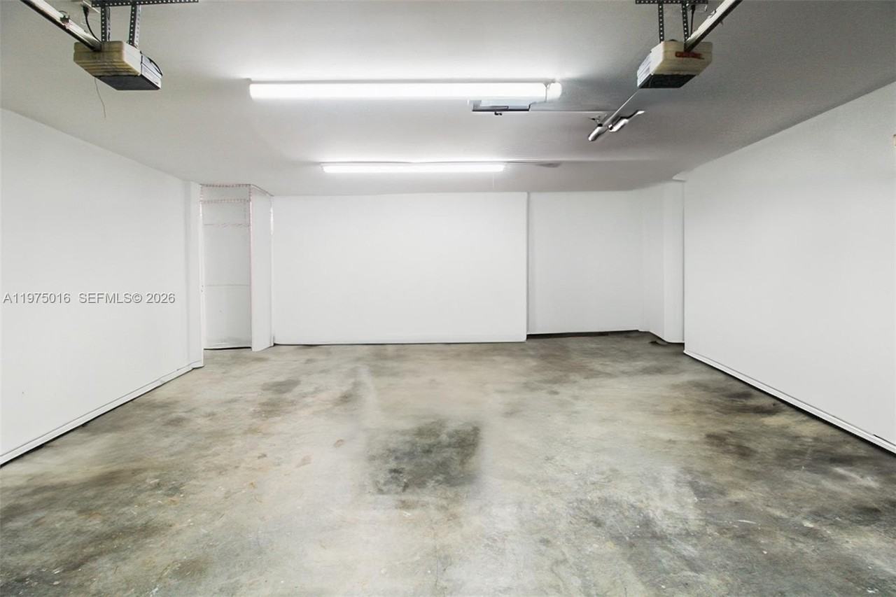 14350 Sw 232nd St #14350 - Photo 5 of 18