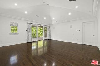 353 20th St - Photo 5 of 6