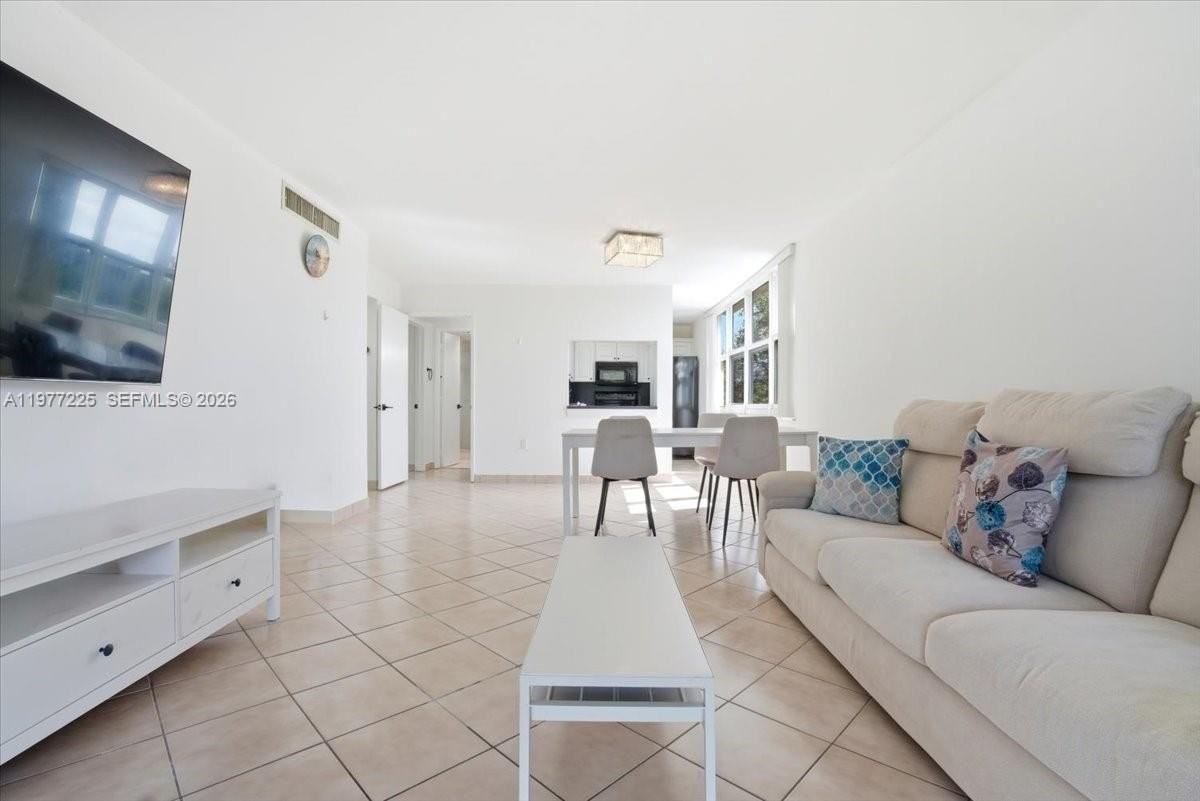 9410 Tangerine Pl #407 - Photo 2 of 34