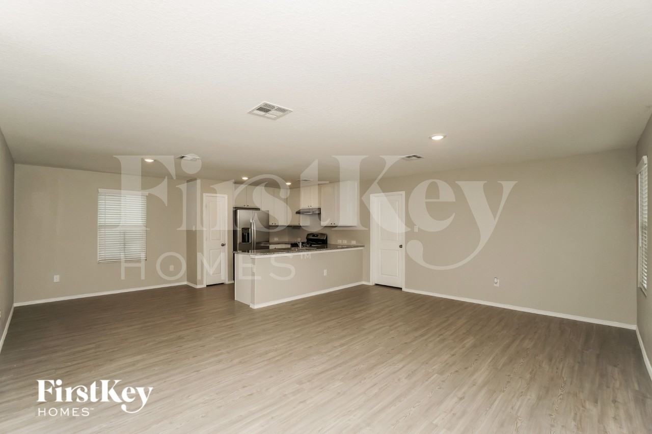 7262 Plow Run - Photo 3 of 19