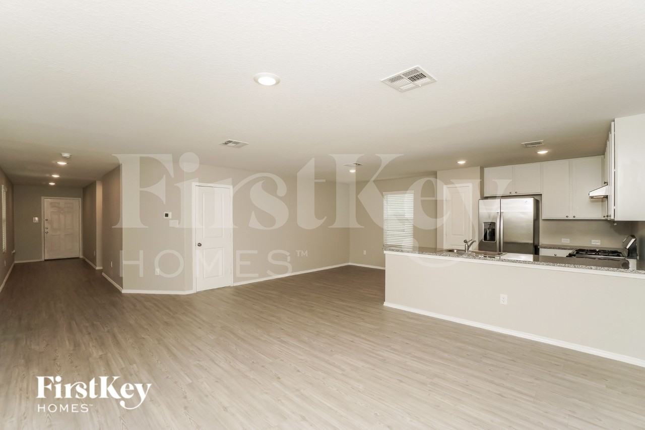 7262 Plow Run - Photo 5 of 19