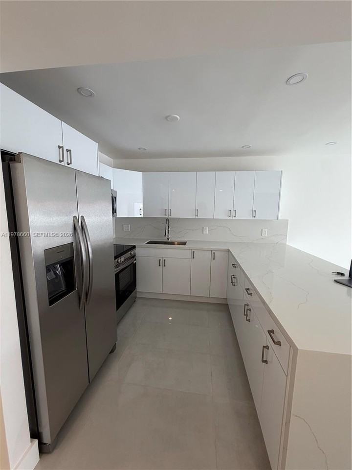 6070 W 19th Ave #315