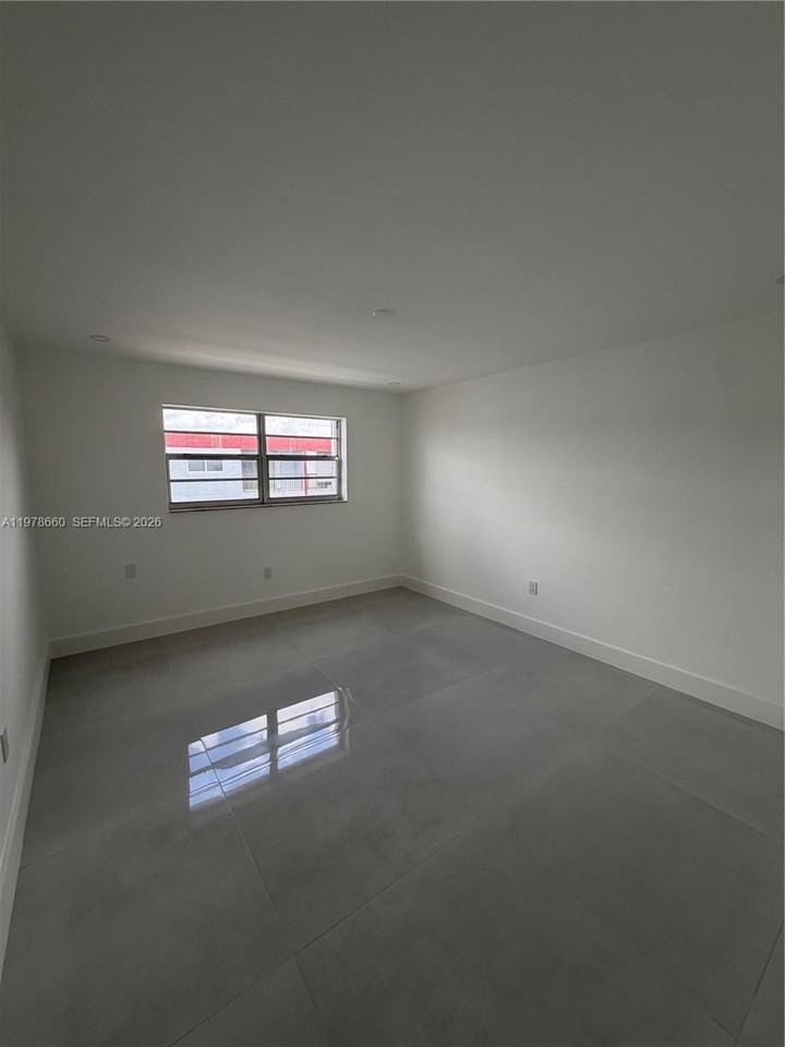 6070 W 19th Ave #315 - Photo 7 of 11