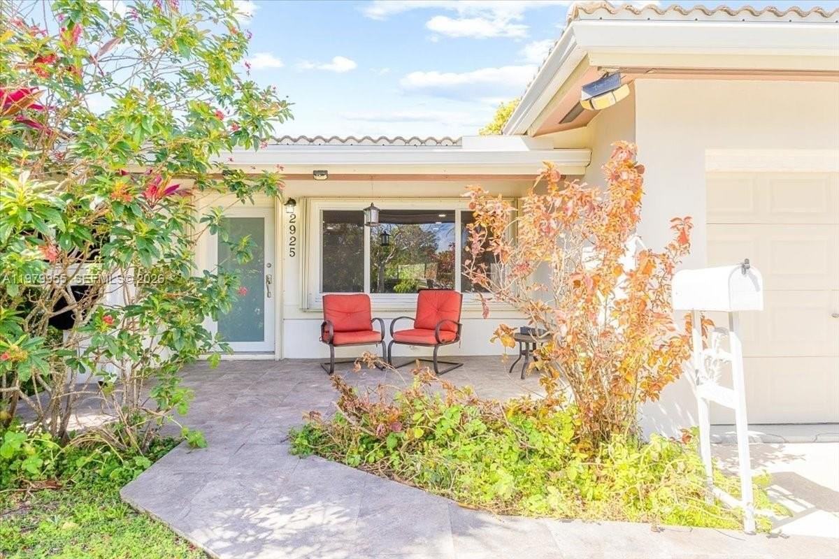 2925 Coral Shores Dr #2925 - Photo 2 of 30