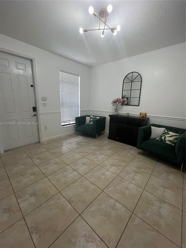 11271 Sw 240th St #11271 - Photo 3 of 24