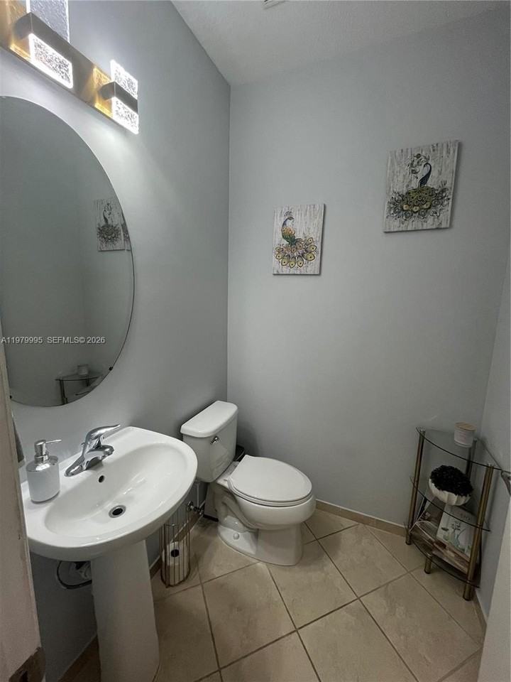 11271 Sw 240th St #11271 - Photo 4 of 24