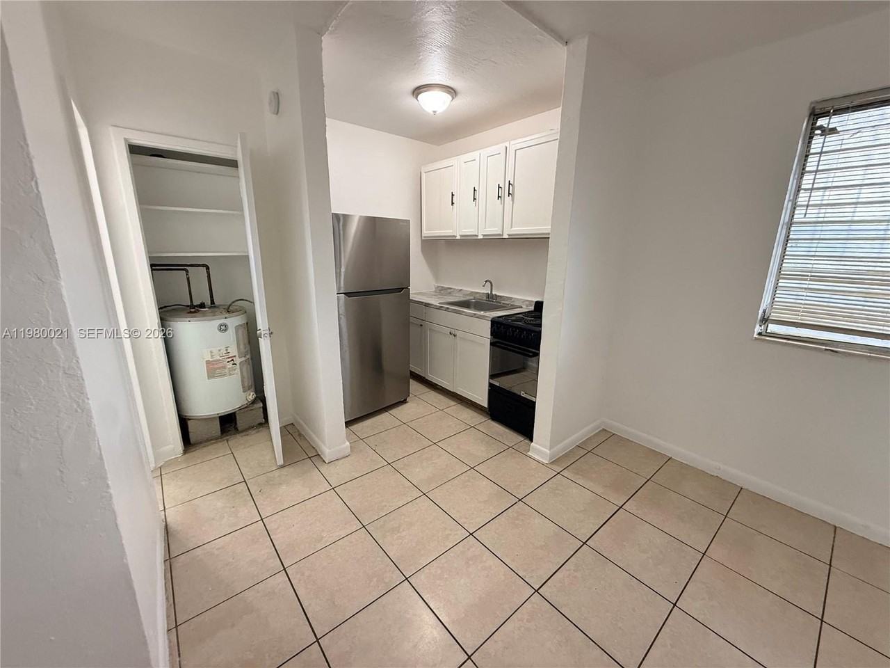 7000 Nw 8th Ave #6 - Photo 5 of 7