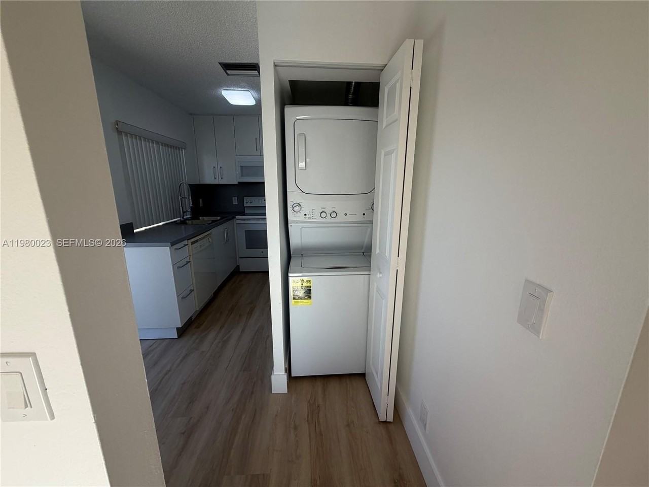 6561 Nw 172nd Ln #0 - Photo 4 of 24