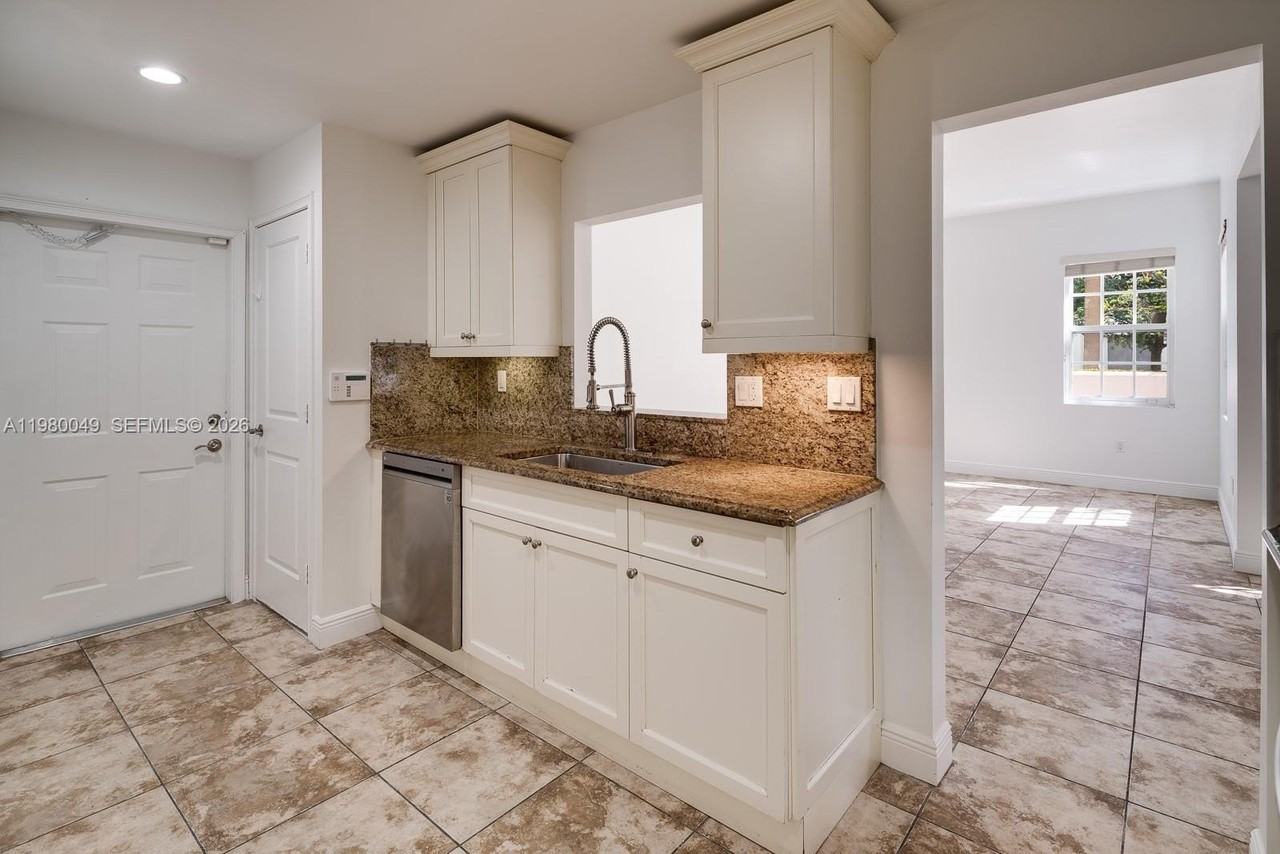 520 Loretto Ave #21 - Photo 7 of 19