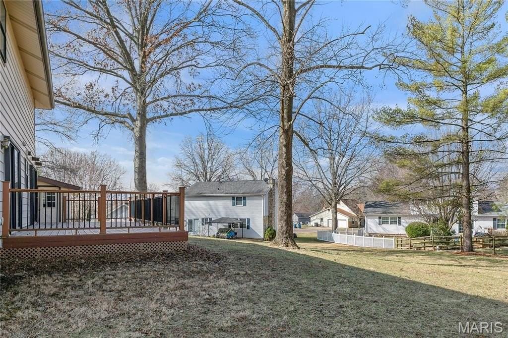 15575 Clover Ridge Dr - Photo 4 of 42